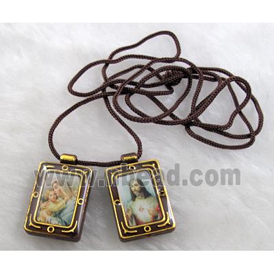 fashion necklace with plastic photo locket pendant