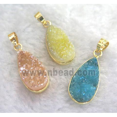 druzy quartz pendant, teardrop, mixed color