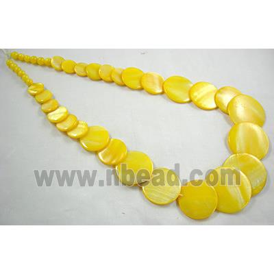 17 inches of freshwater shell necklace, yellow