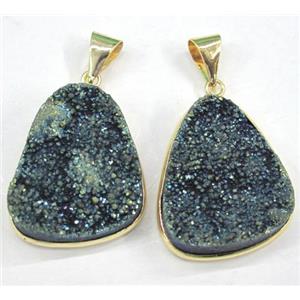 druzy quartz pendant, freeform, green electroplated, approx 18x25-25x30mm