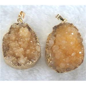 yellow druzy quartz pendant, freeform, approx 20-40mm