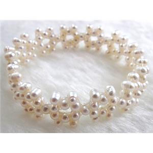 Handcraft Cluster Pearl Bracelet, elastic, white, 60mm dia, 15mm wide