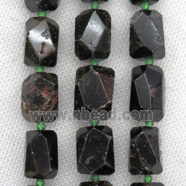 darkgreen Garnet nugget beads, freeform