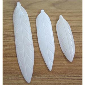 white cattle bone leaf pendant without hole, approx 20-110mm