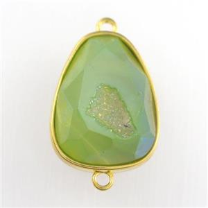 green Druzy Agate teardrop connector, approx 15-20mm