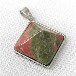 Unakite pyramid pendant, approx 20mm