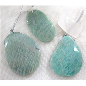 Amazonite slice pendant, freeform, green, approx 15-45mm