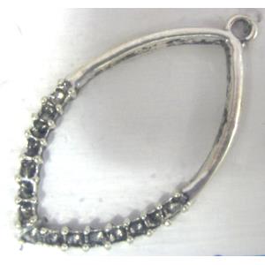 Tibetan Silver oval pendant, lead free and nickel free