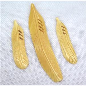 yellow bone feather pendant, approx 20-105mm