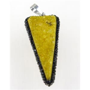 druzy quartz pendant paved rhinestone, triangle, approx 15-40mm