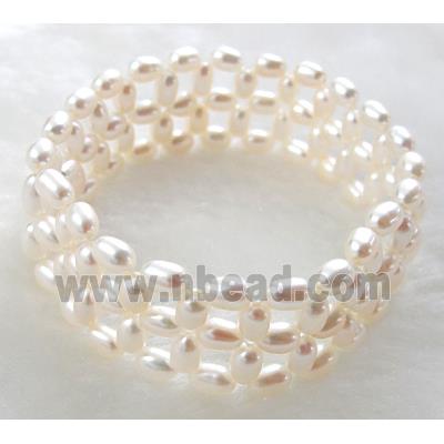 Handcraft Cluster Pearl Bracelet, elastic, white