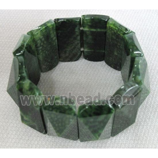 agate bracelet, stretchy, faceted point, green